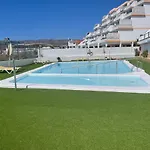 דירה View *